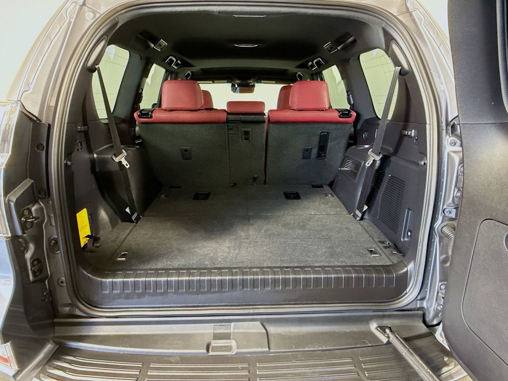 Thumbnail: 2023 Lexus GX - 26