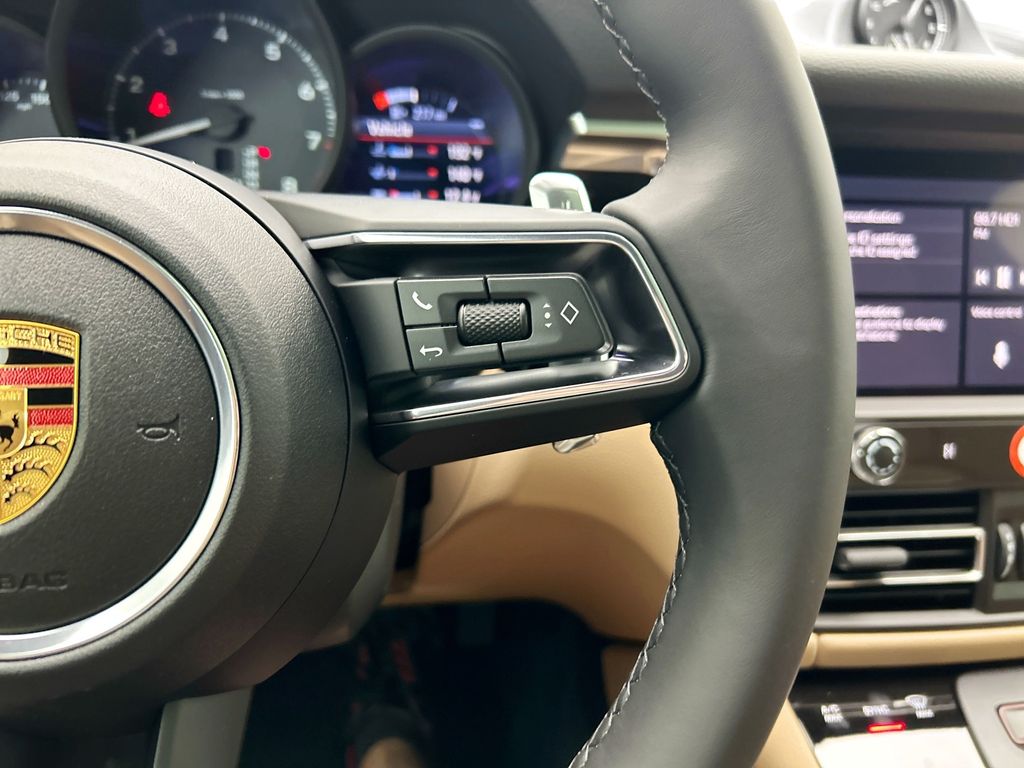 Thumbnail: 2026 Porsche Macan - 15