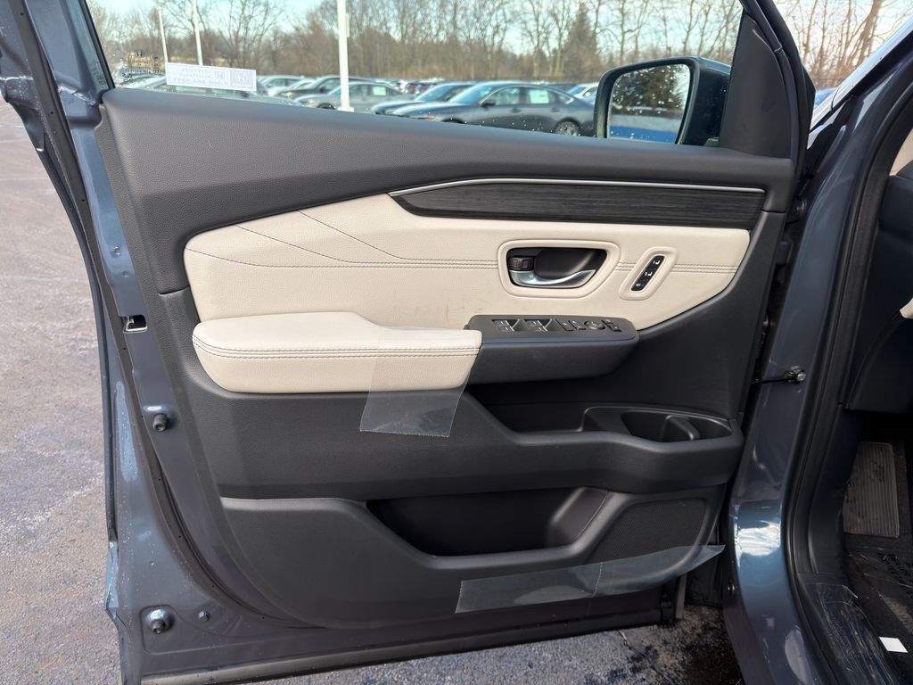 Thumbnail: 2026 Honda Pilot - 19