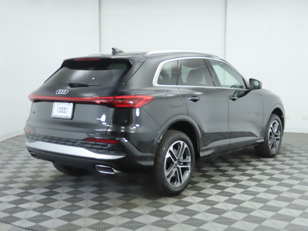 Thumbnail: 2025 Audi Q5 - 5