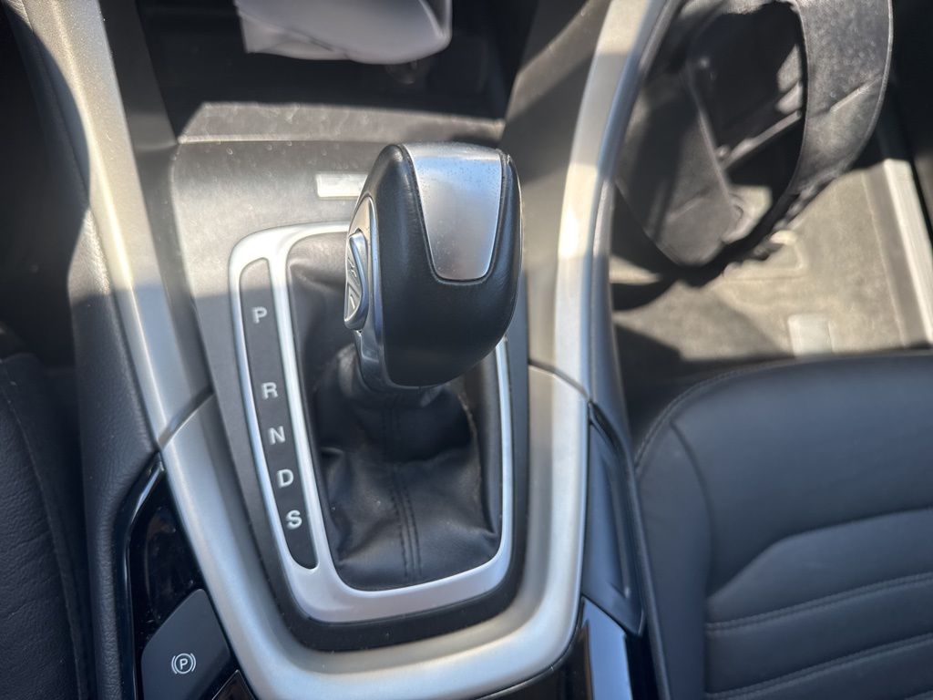 2013 Ford Fusion SE photo