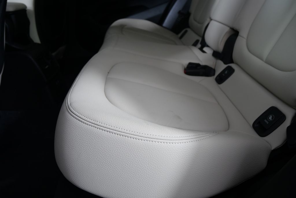 2022 BMW X1 sDrive28i 14