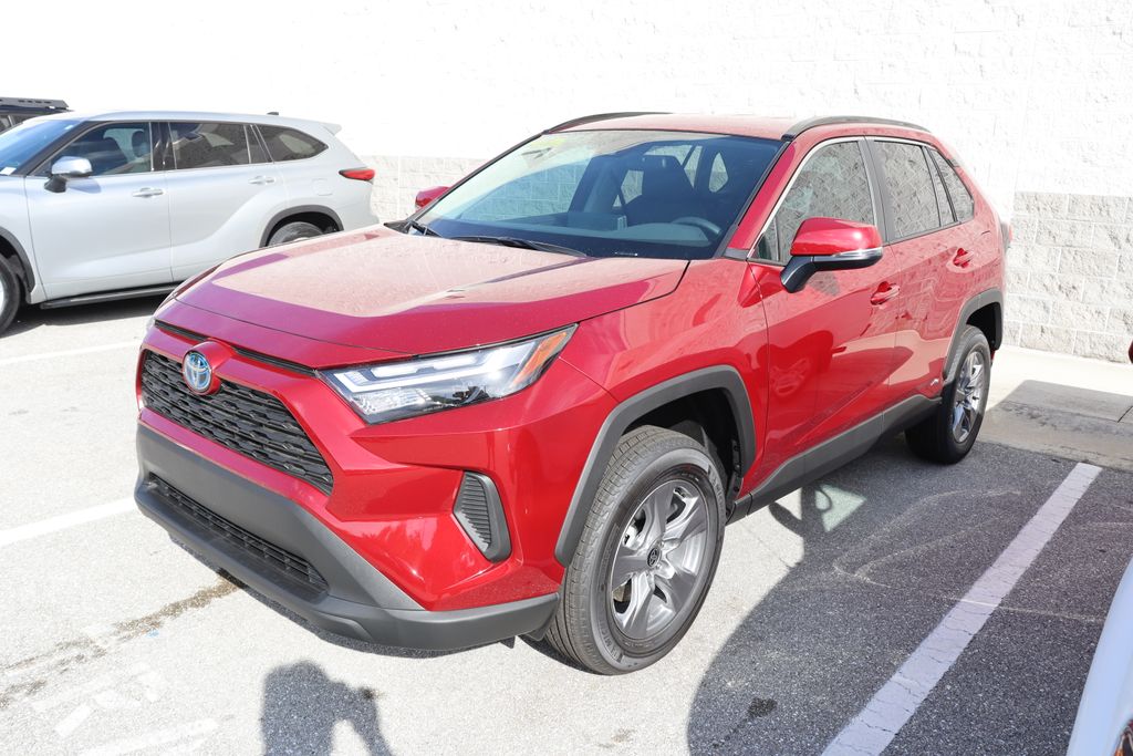 2024 Toyota RAV4 XLE -
                West Palm Beach, FL