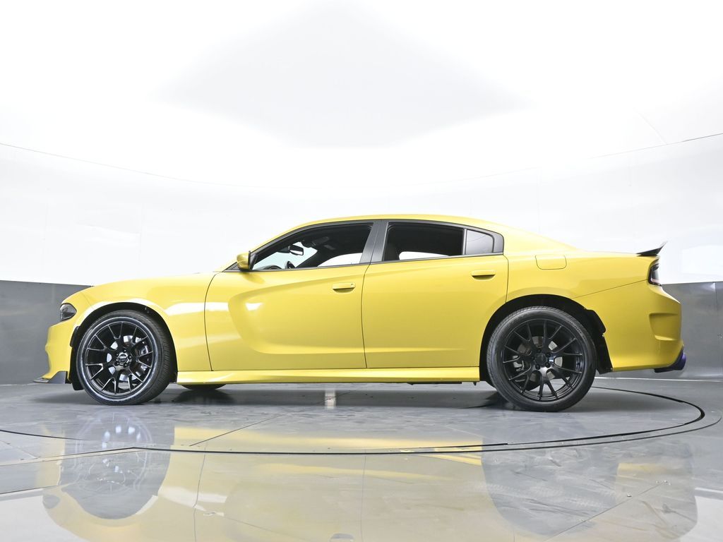 Used 2021 Gold Rush Pearlcoat Dodge R/T image 51