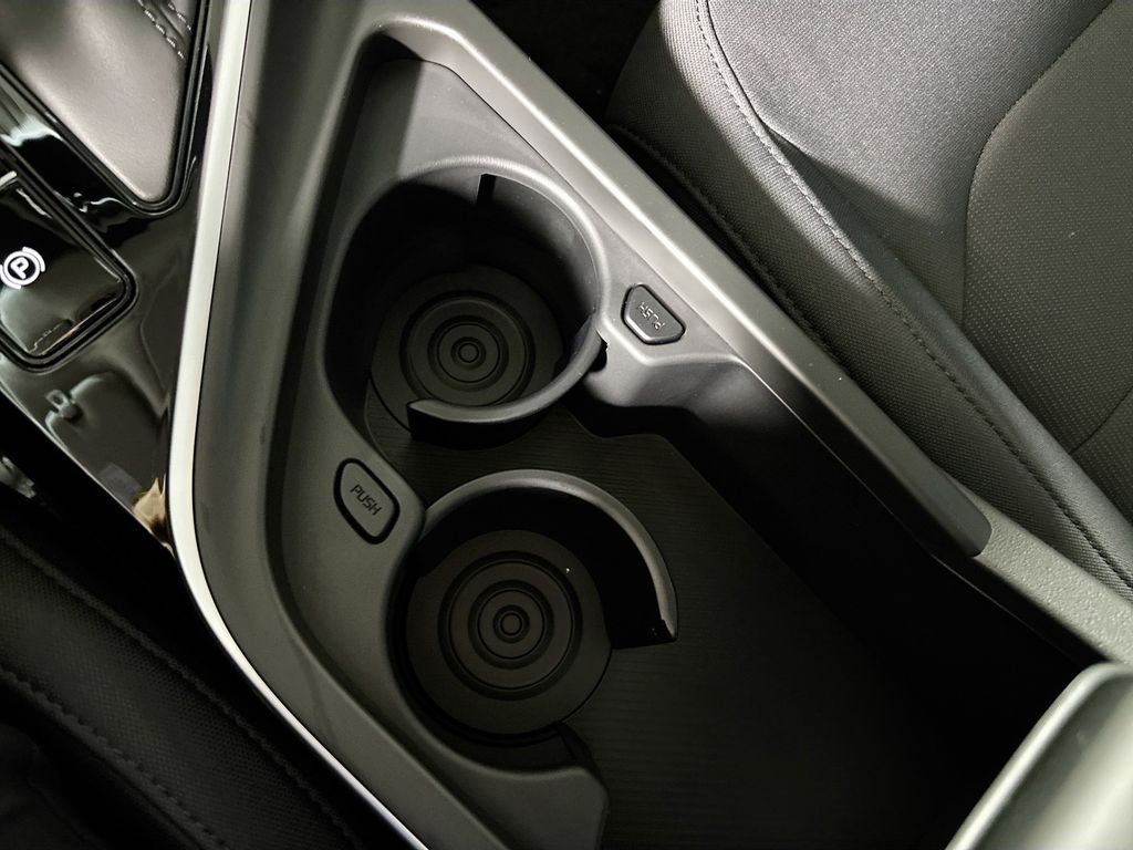 2026 Kia Niro LX