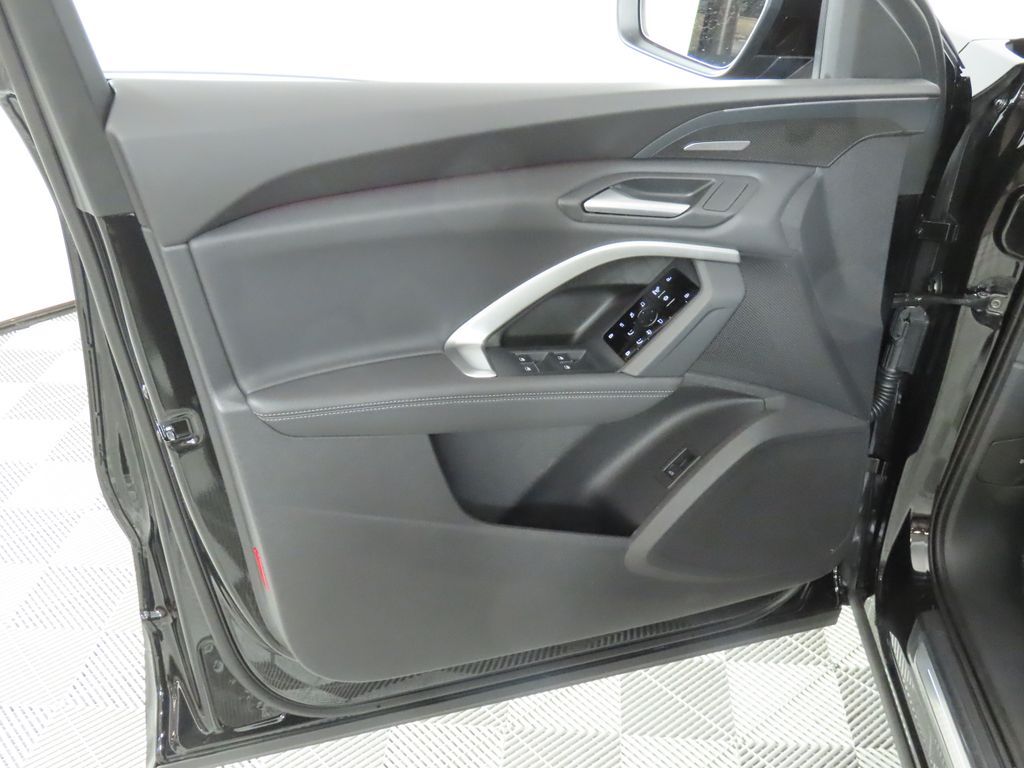 Thumbnail: 2026 Audi Q5 - 29