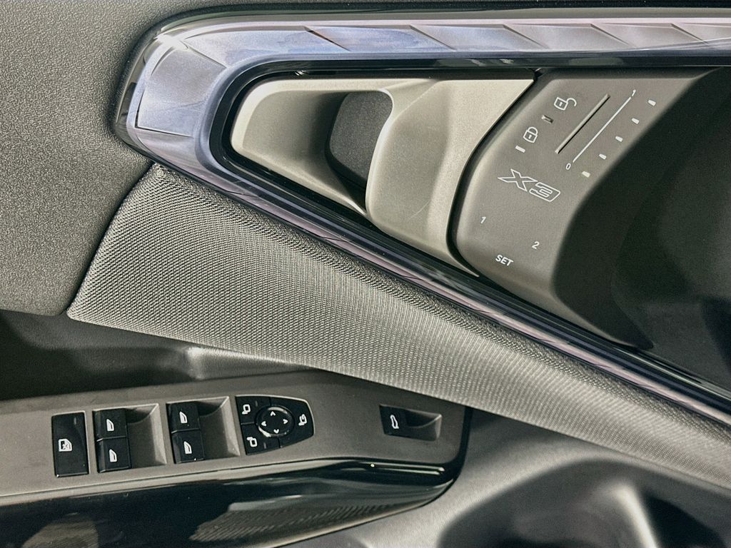 Thumbnail: 2026 BMW X3 - 20