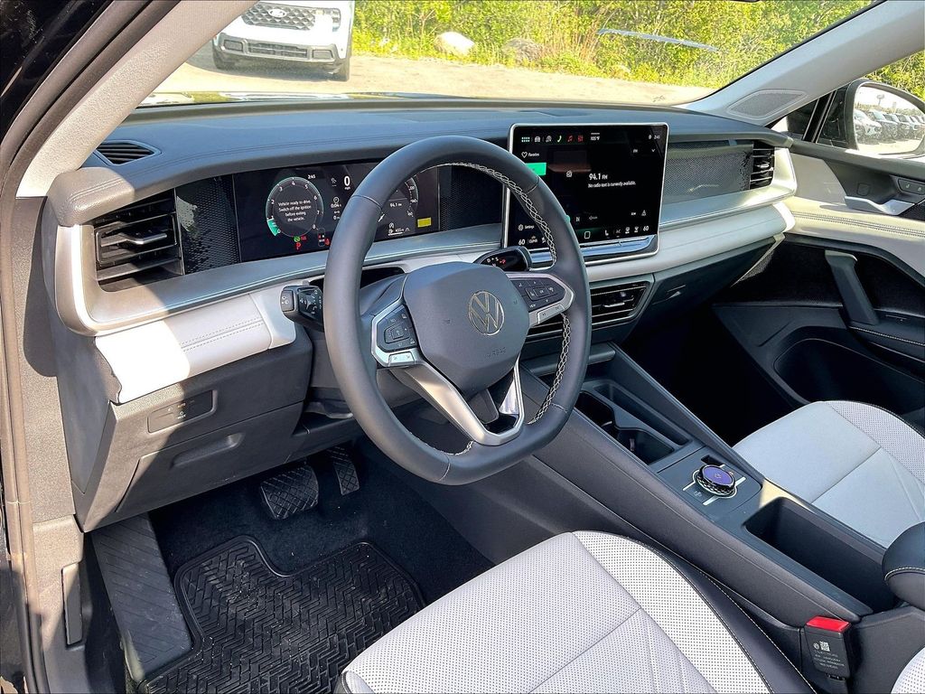 2026 Volkswagen Tiguan — photo 9