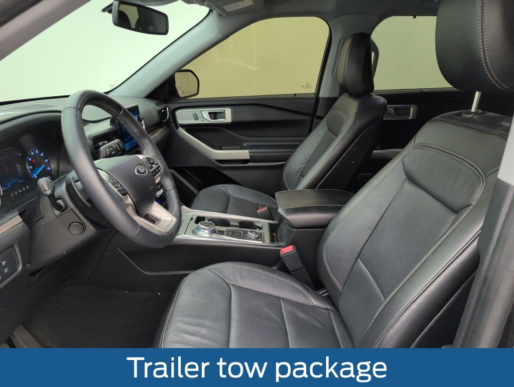 Certified Used 2020 Black Ford Limited image 4