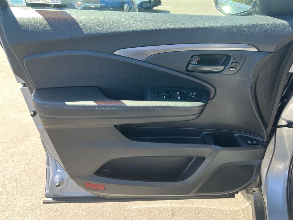 Thumbnail: 2023 Honda Passport - 12