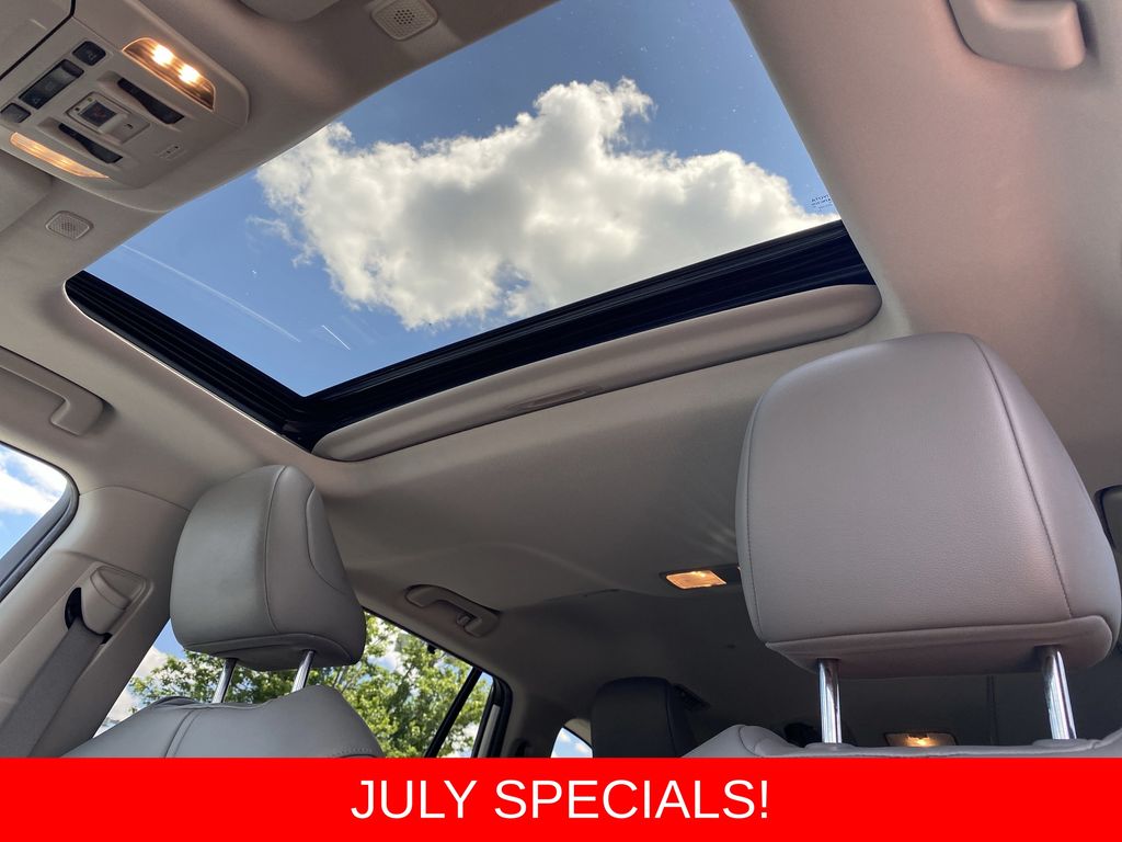 Used 2023 Toyota Highlander SUV