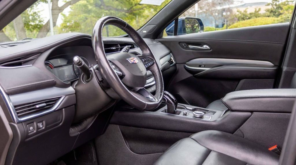 Used 2021 Cadillac XT4 Premium Luxury 4D Sport Utility