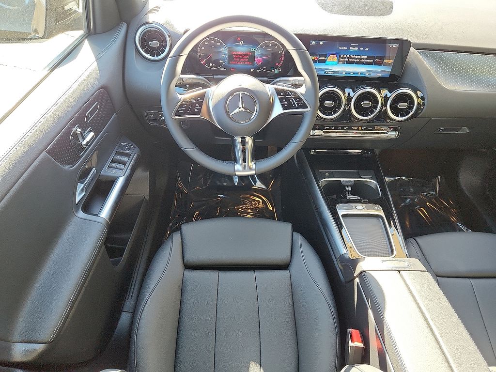 Thumbnail: 2026 Mercedes-Benz GLA - 7