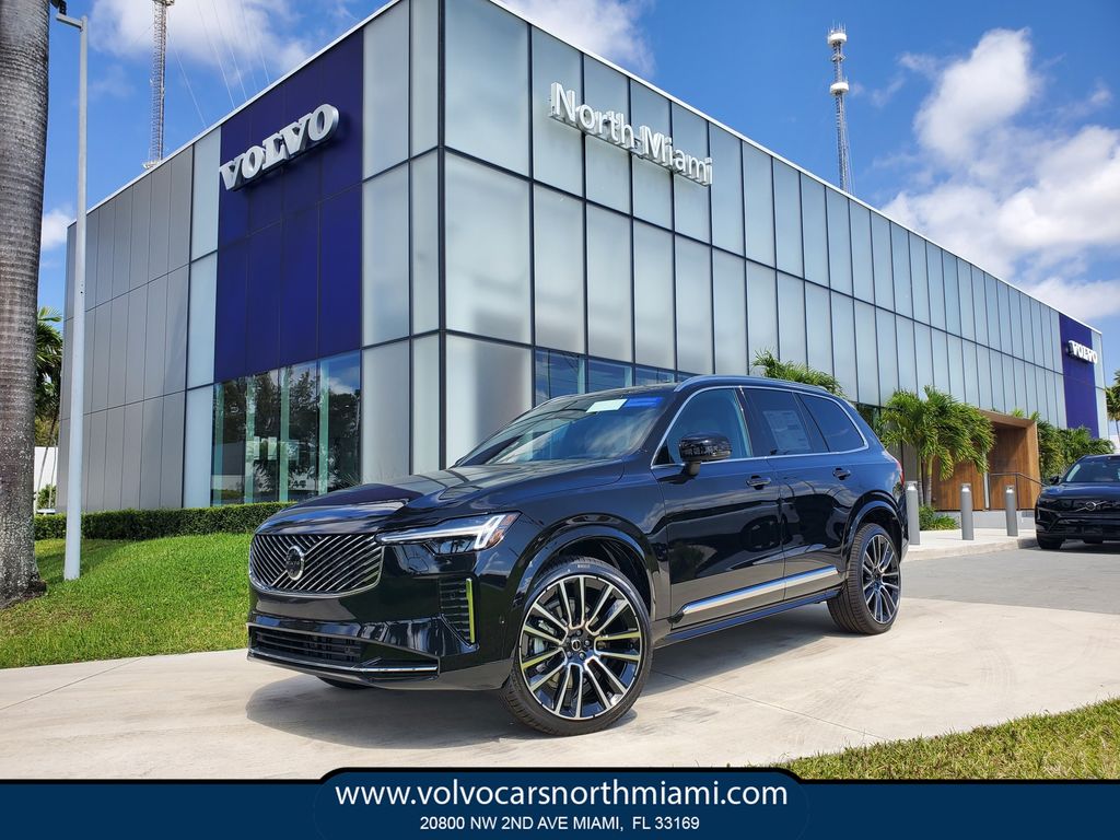 2026 Volvo XC90 B6 Plus 7-Seater