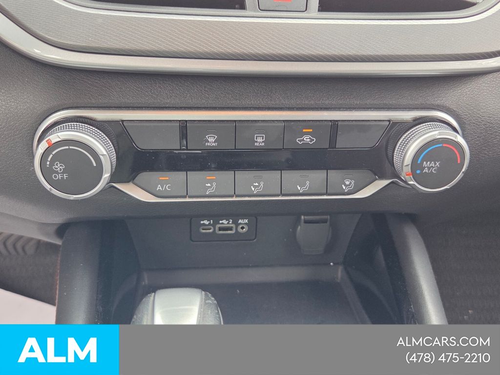 Used 2025 Blue Nissan 2.5 SR image 21