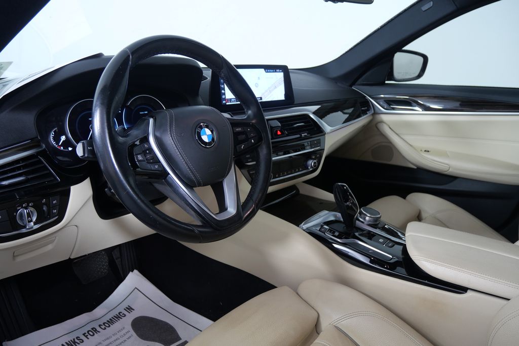 2017 BMW 5 Series 530i 15