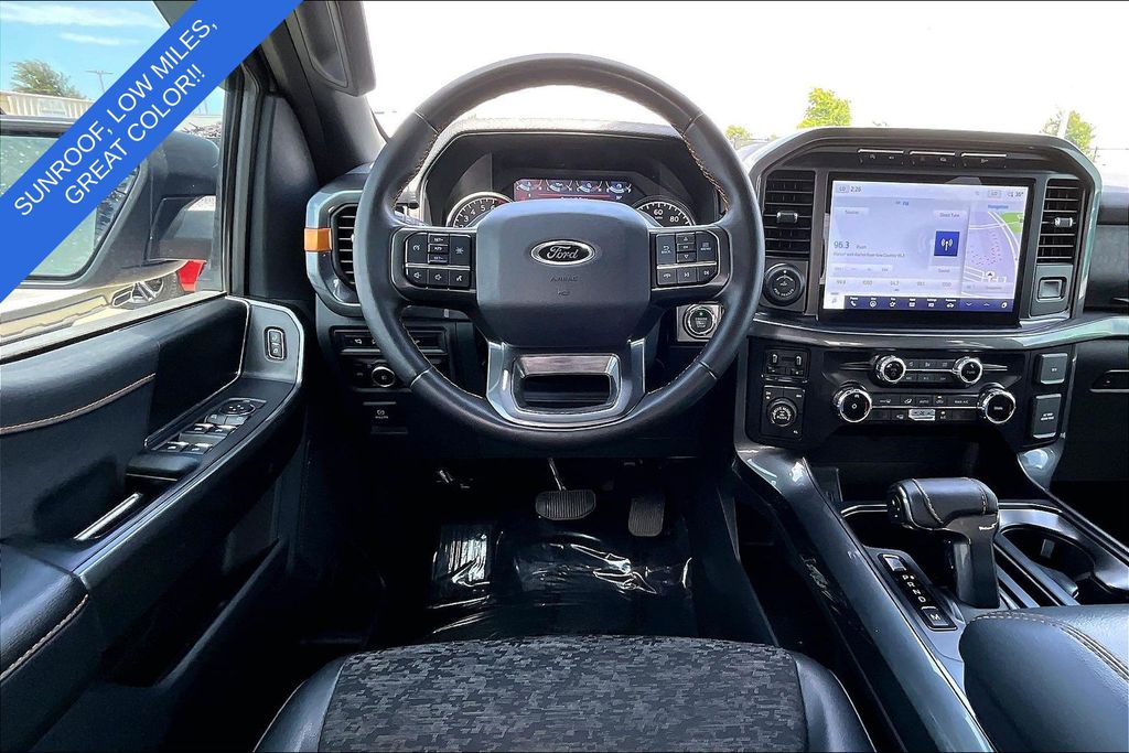 View vehicle photo 6
