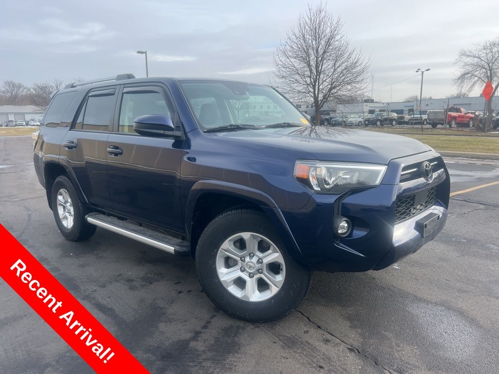 2023 Toyota 4Runner SR5's photo