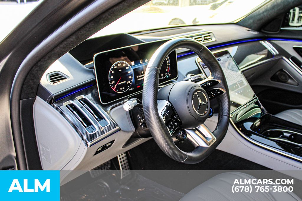 Used 2025 Gray Mercedes-Benz S 63 E AMG® image 18
