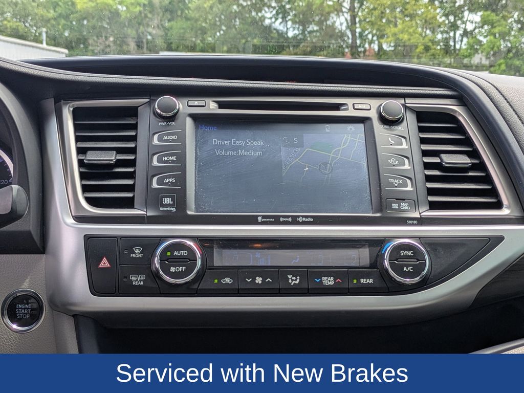 2018 Toyota Highlander Limited Platinum