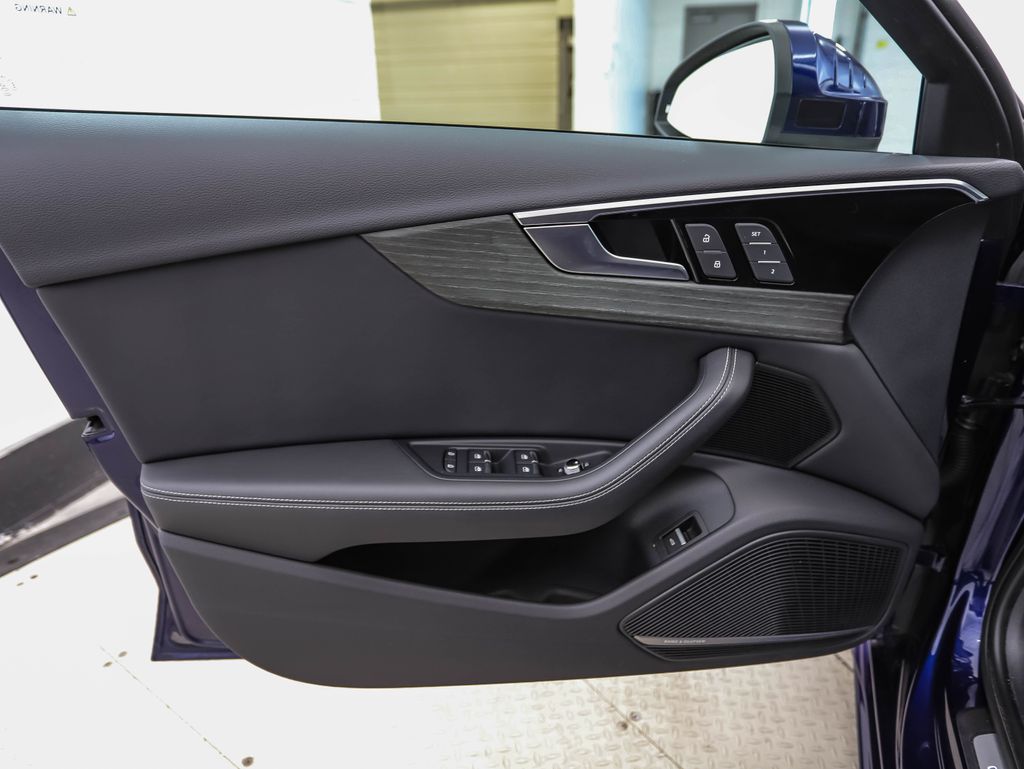 Thumbnail: 2023 Audi A4 - 9