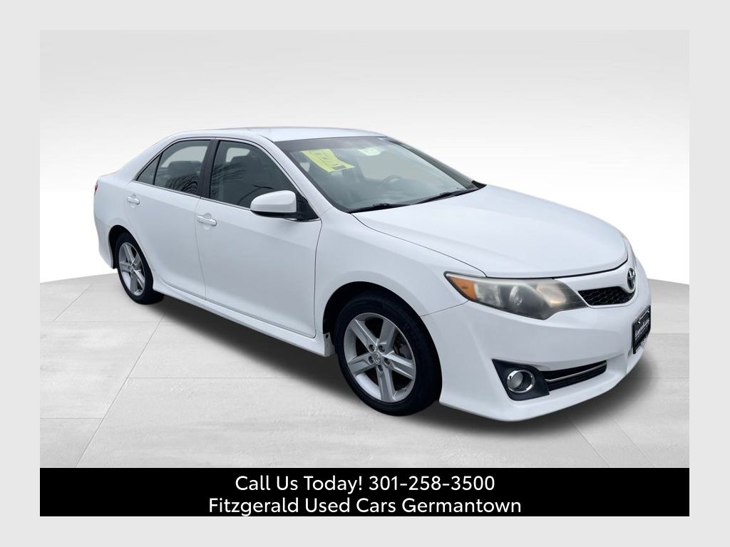 2013 Toyota Camry SE