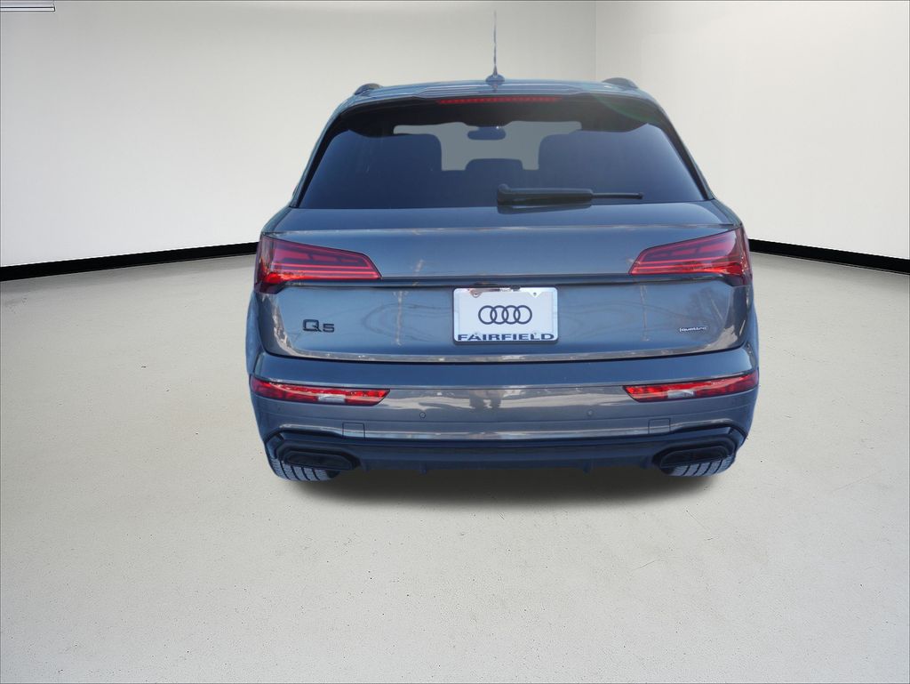 Thumbnail: 2023 Audi Q5 - 4