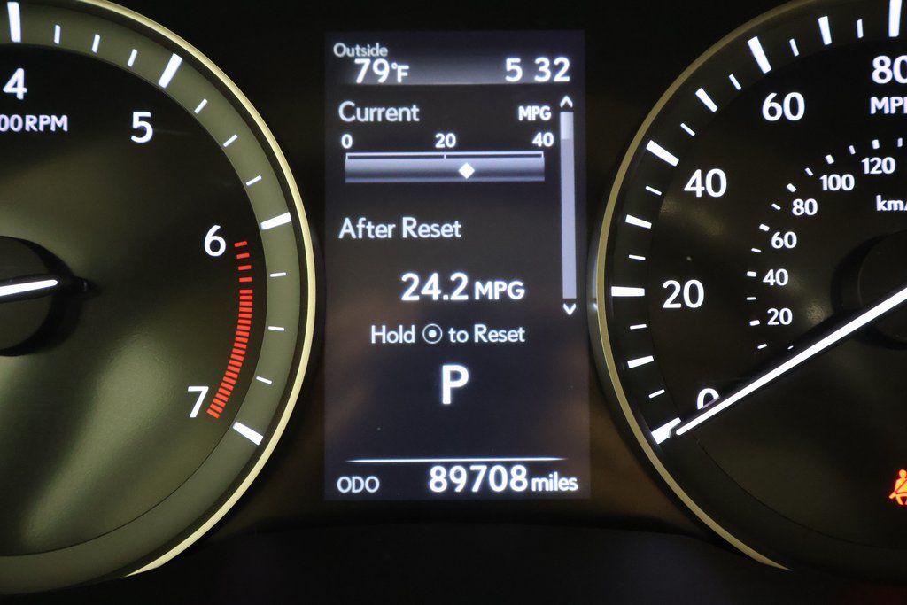 Thumbnail: 2017 Lexus ES - 17