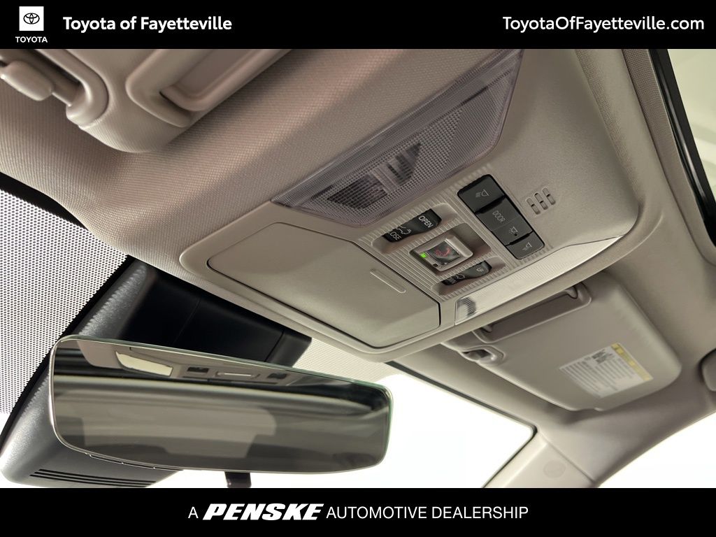 Thumbnail: 2025 Toyota RAV4 - 29