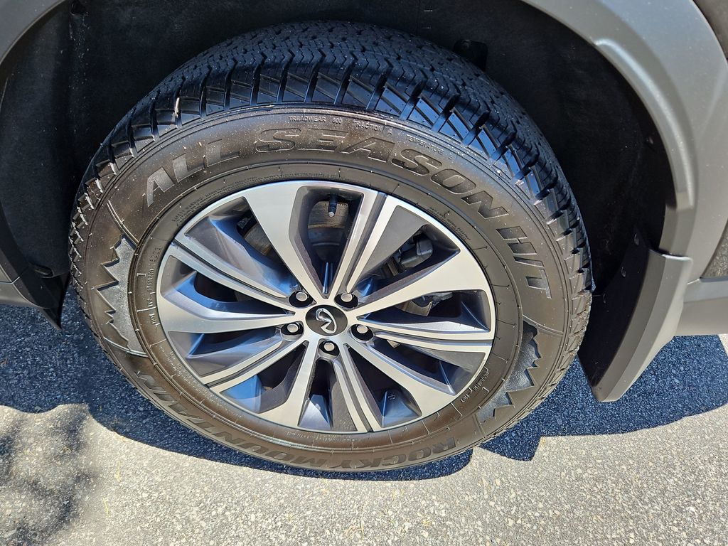 2023 INFINITI QX60 PURE Black at Lugoff Nissan