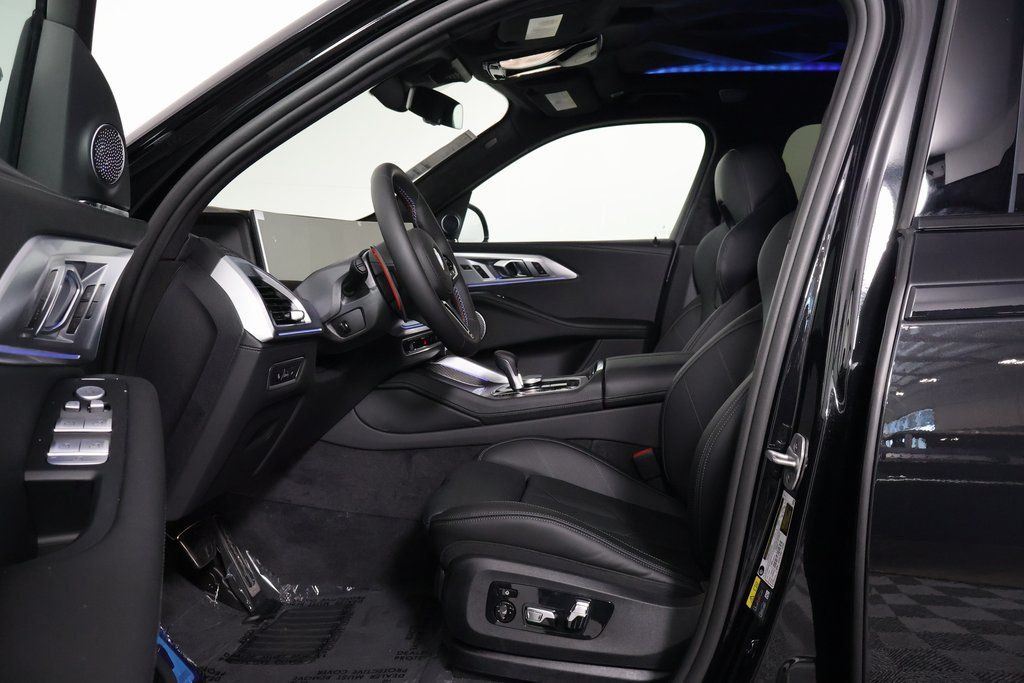 Thumbnail: 2026 BMW XM - 5