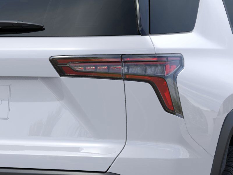 New 2025 Summit White Chevrolet LT image 11