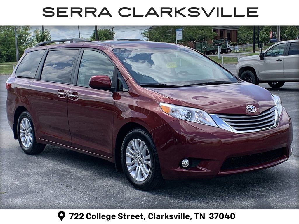 Salsa Red Pearl 2017 Toyota Sienna XLE 7-Passenger Auto Access Seat FWD Minivan Front-Wheel Drive 8-Speed Automatic