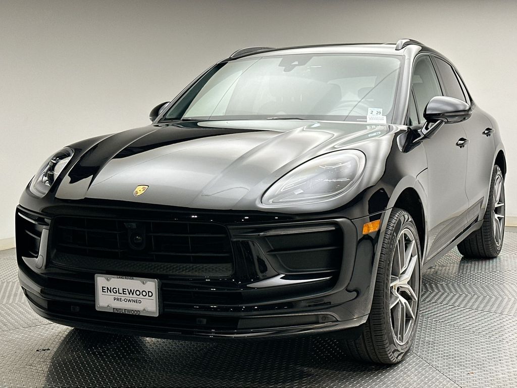 Thumbnail: 2024 Porsche Macan - 1