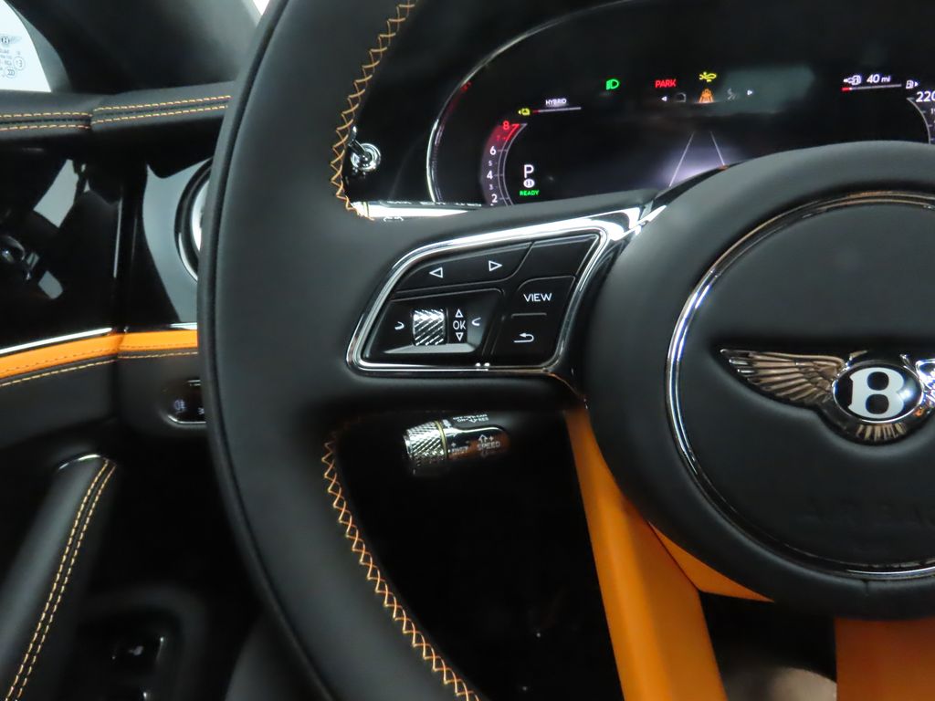 Thumbnail: 2025 Bentley Flying Spur - 11