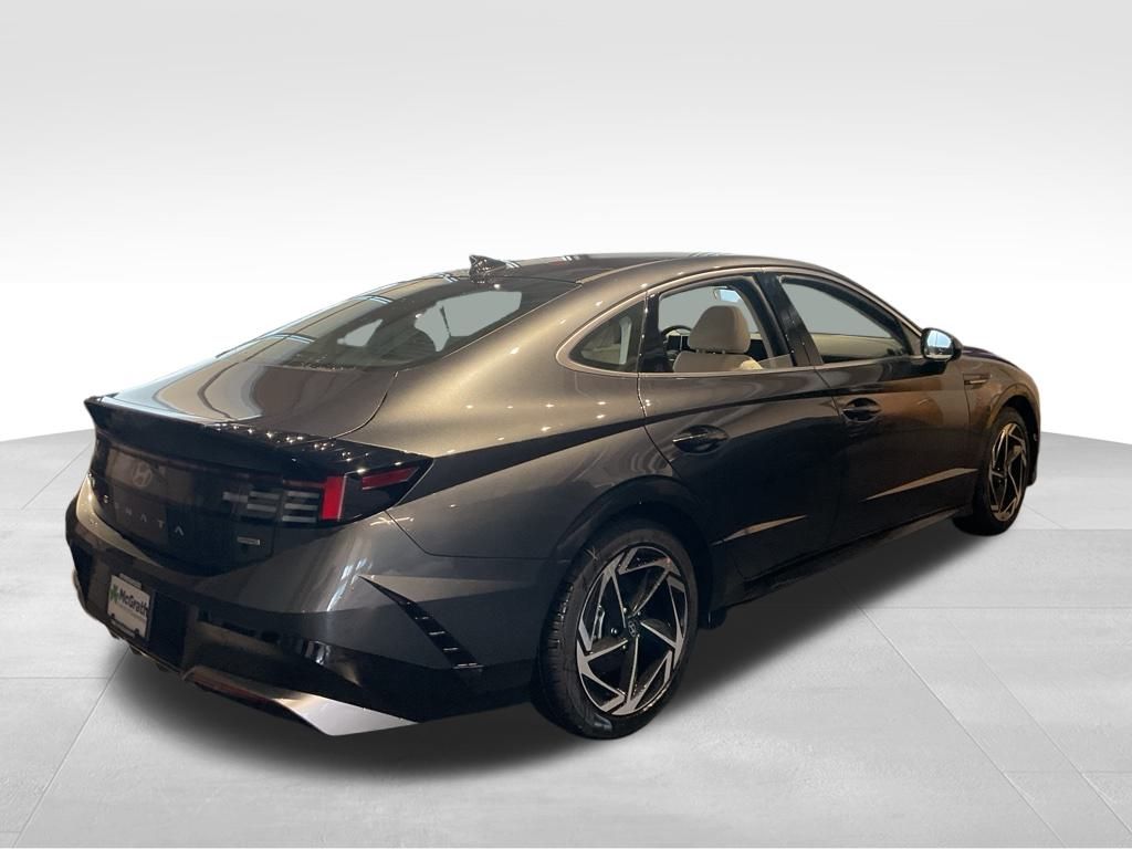 New 2026 Gray Hyundai SEL Sport image 2