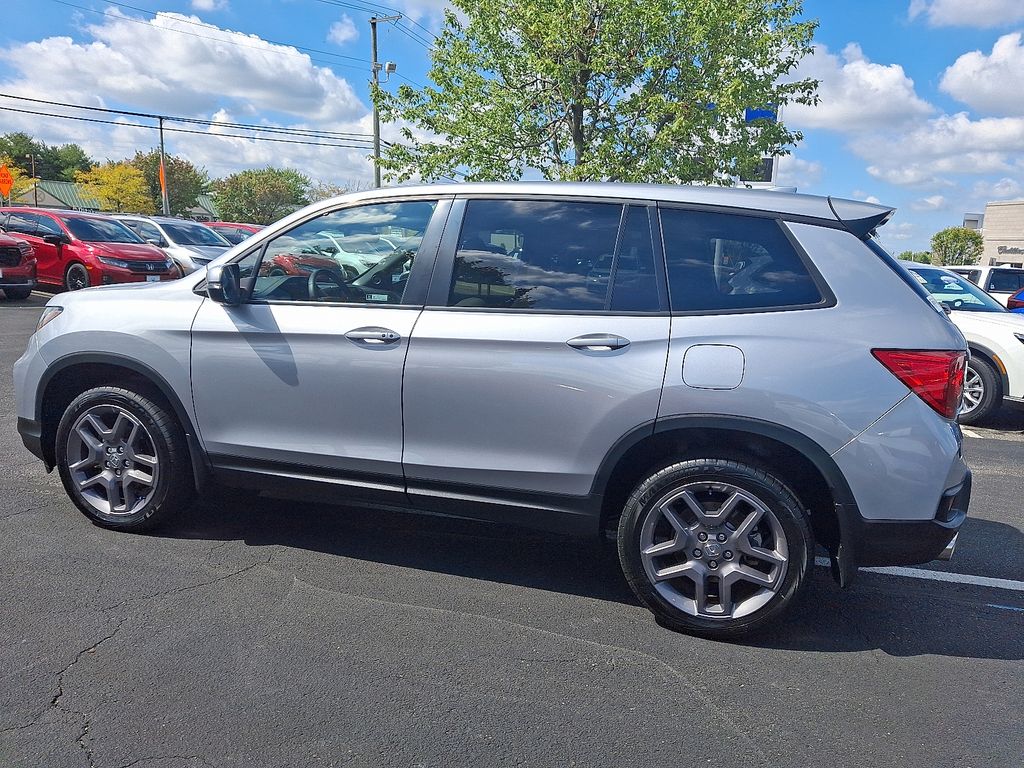 Thumbnail: 2023 Honda Passport - 7