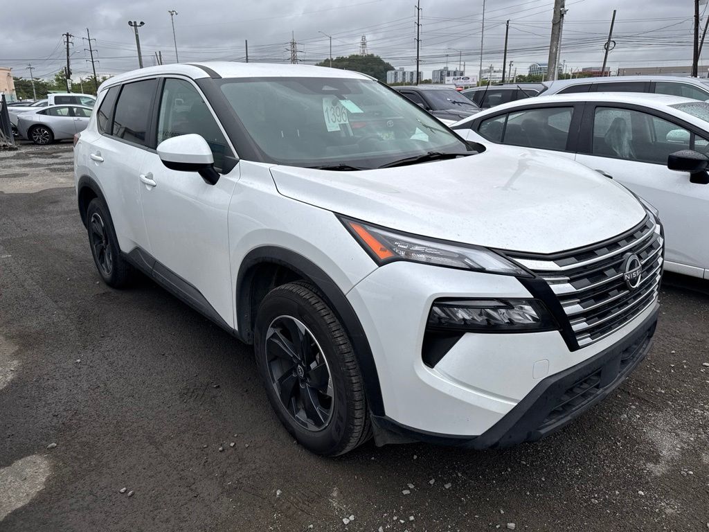 Thumbnail: 2025 Nissan Rogue - 3