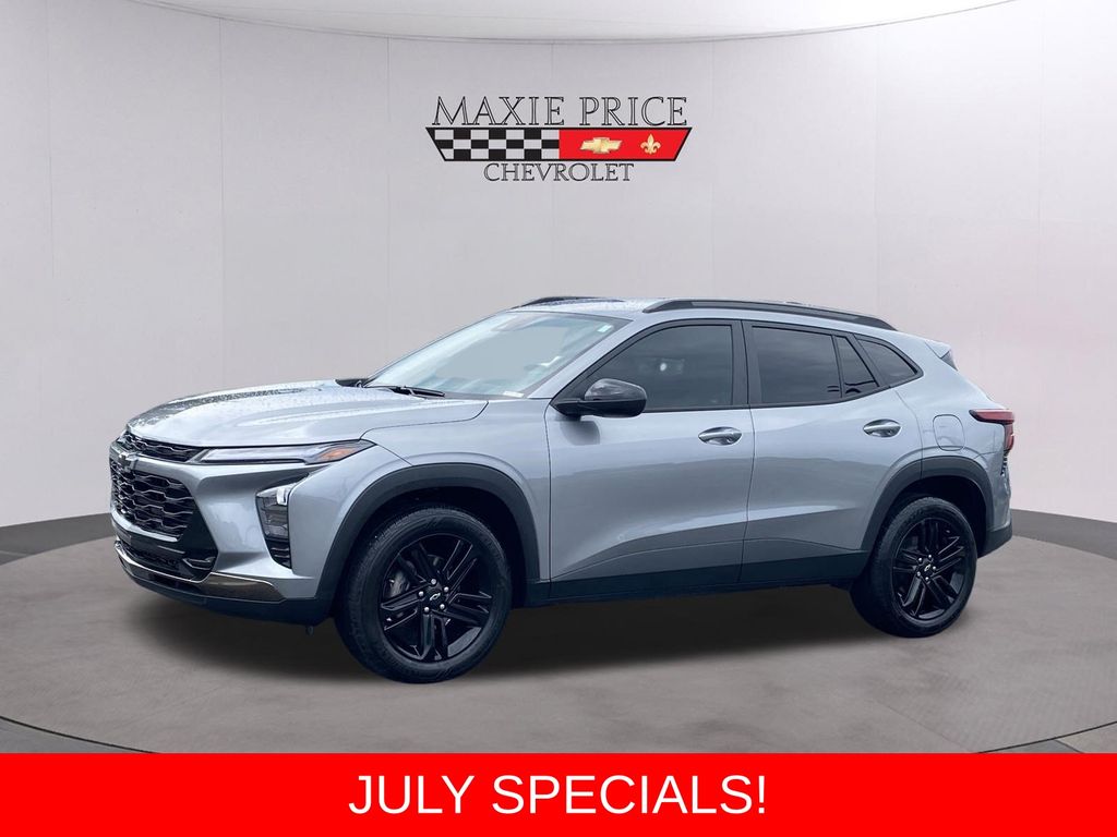 Used 2025 Chevrolet Trax SUV