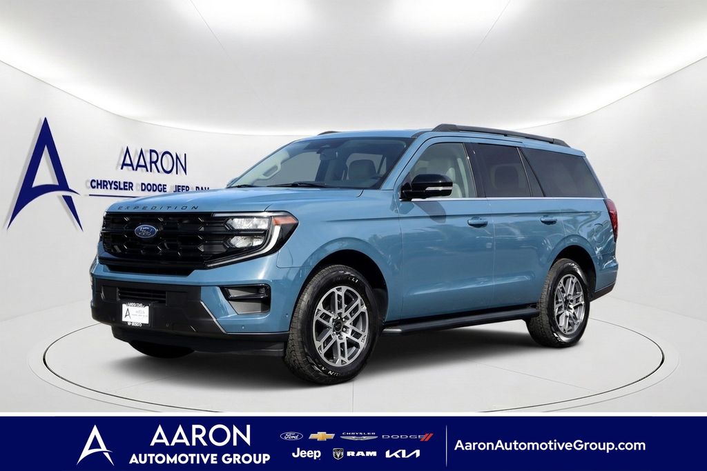 Gray Metallic 2025 Ford Expedition SUV / Crossover Four-Wheel Drive Automatic