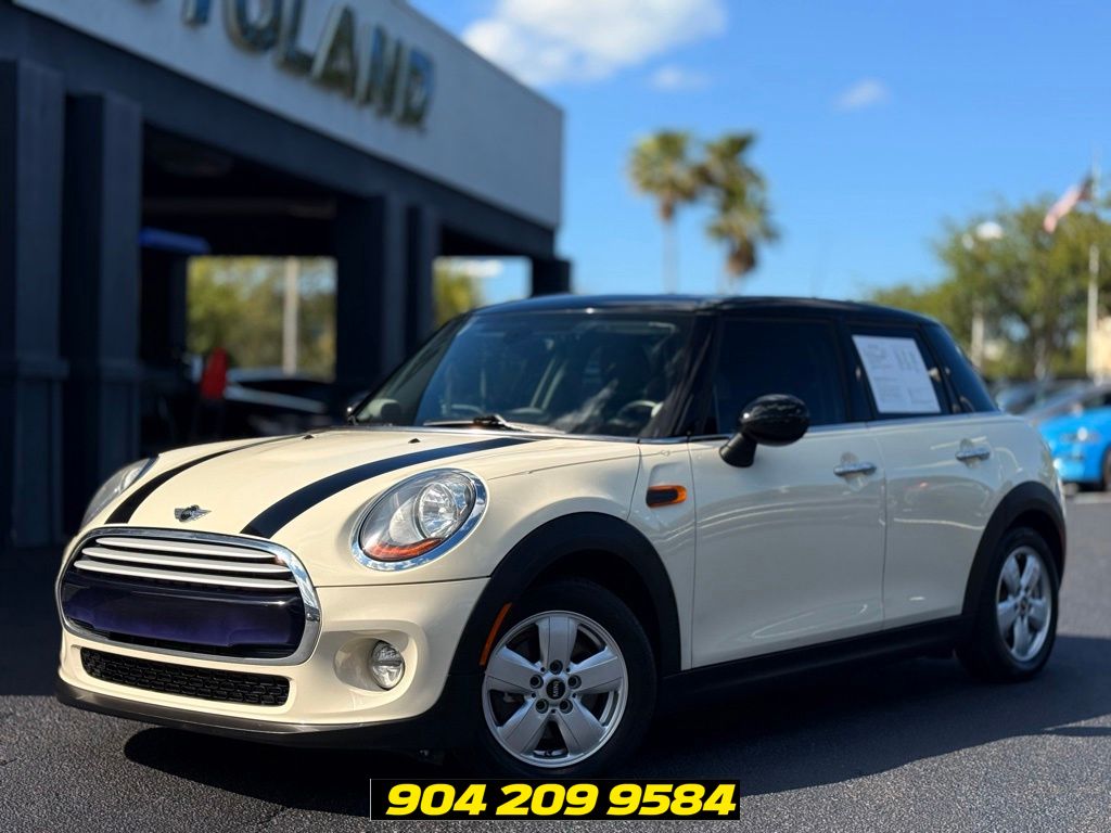 Pepper White 2015 MINI Cooper 4-Door Hatchback FWD Hatchback Front-Wheel Drive 6-Speed Automatic