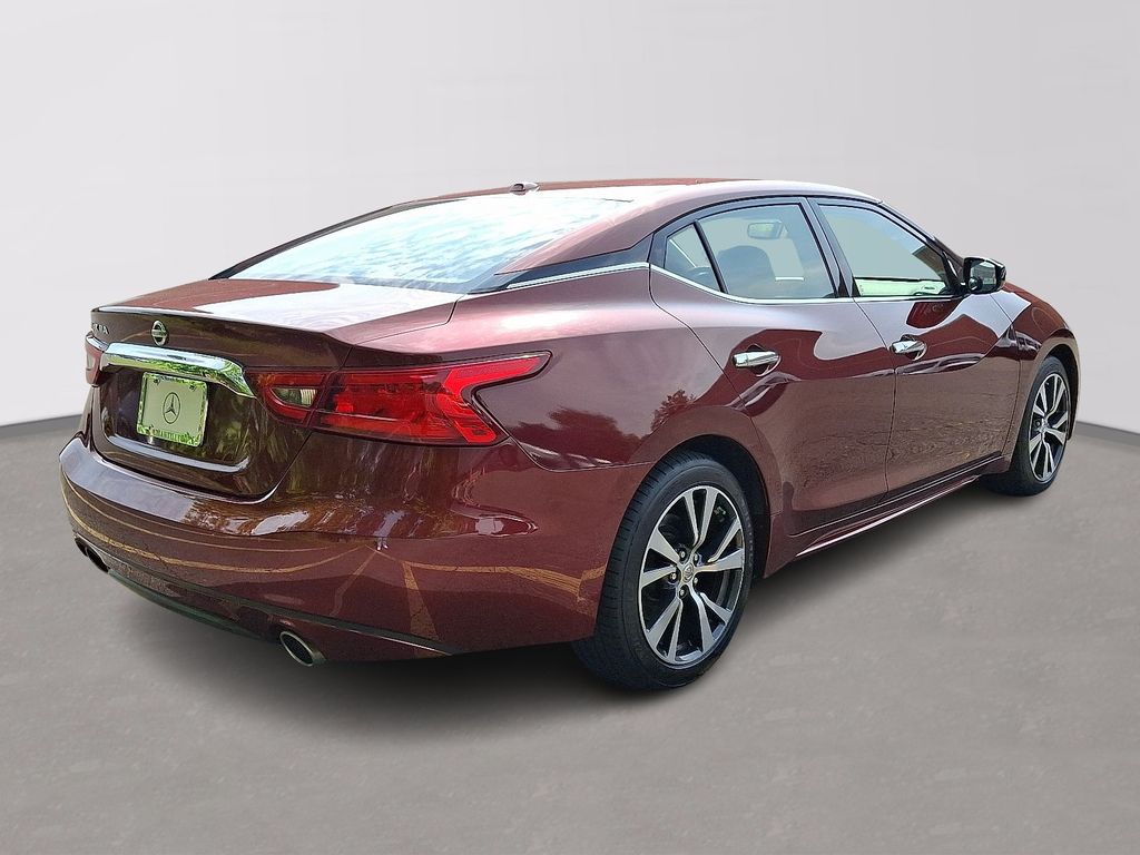 Thumbnail: 2016 Nissan Maxima - 4