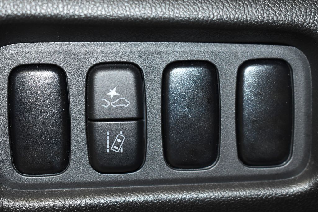 2024 Mitsubishi Outlander Sport ES 15