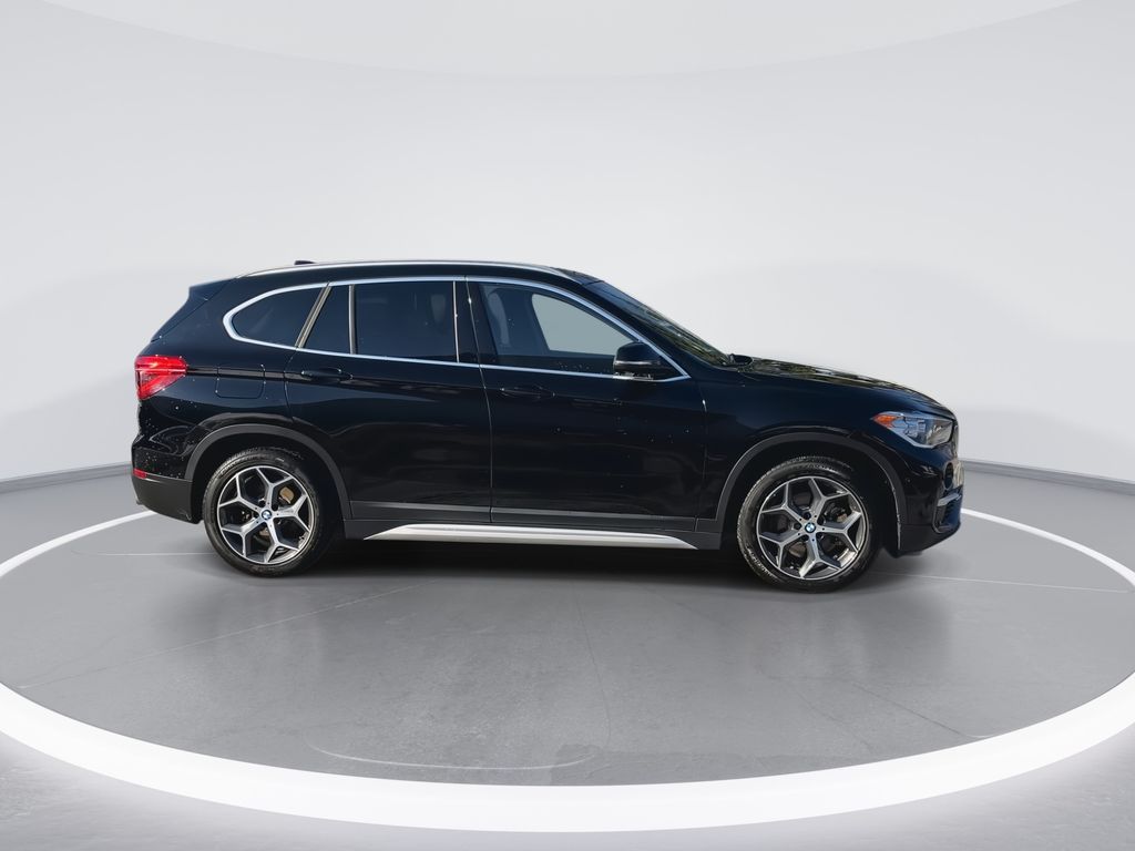 Thumbnail: 2018 BMW X1 - 9