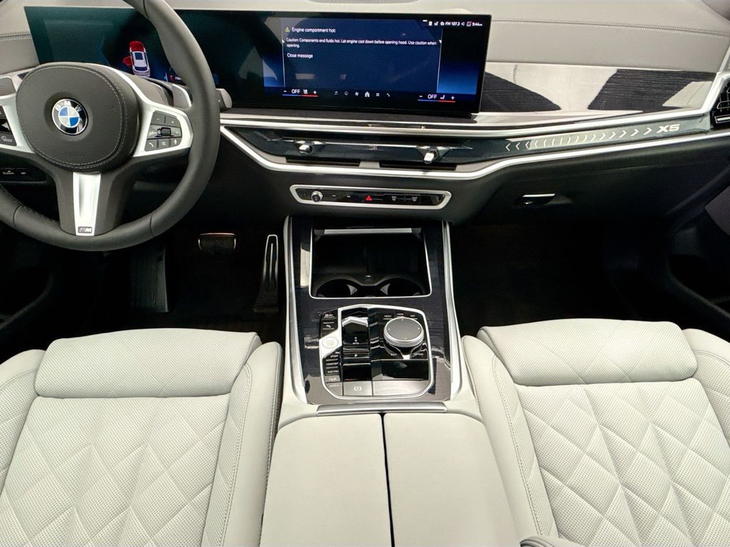 Thumbnail: 2026 BMW X5 - 13