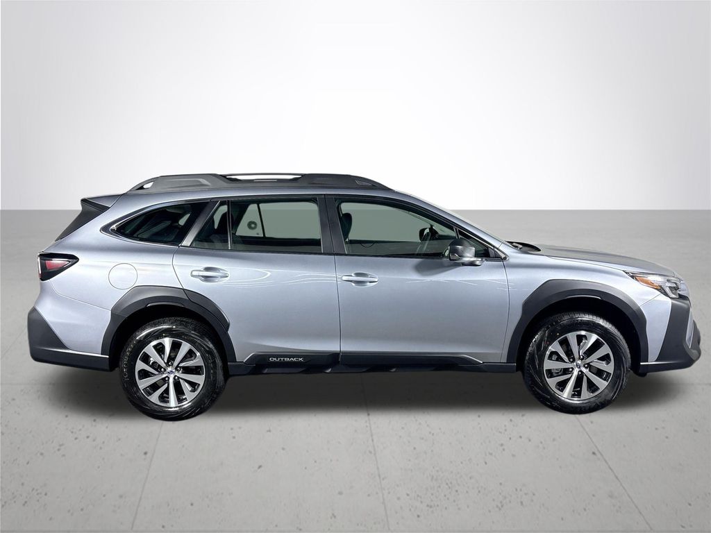 2025 Subaru Outback 2.5i