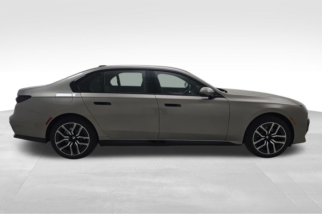 2026 Bmw 750e 750e xDrive photo 8