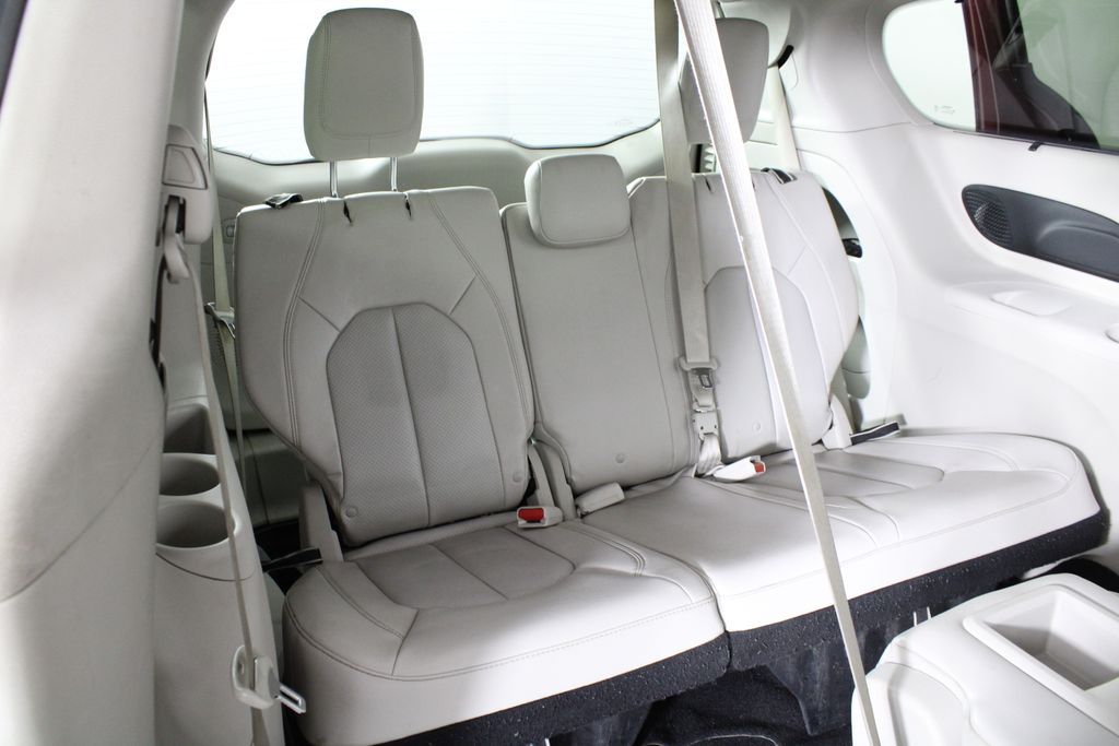 Used 2019 Chrysler Pacifica for sale in 