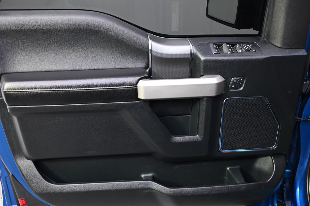 Used 2015 Blue Ford Lariat image 22