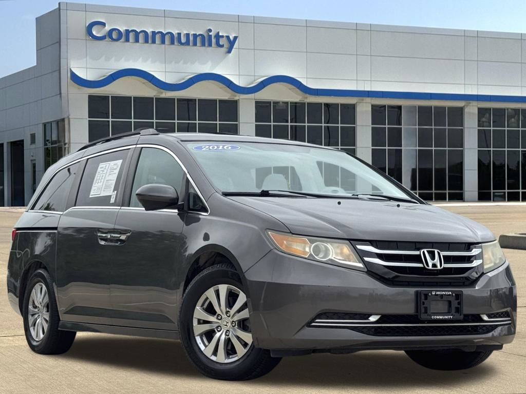 2016 Honda Odyssey SE - 0